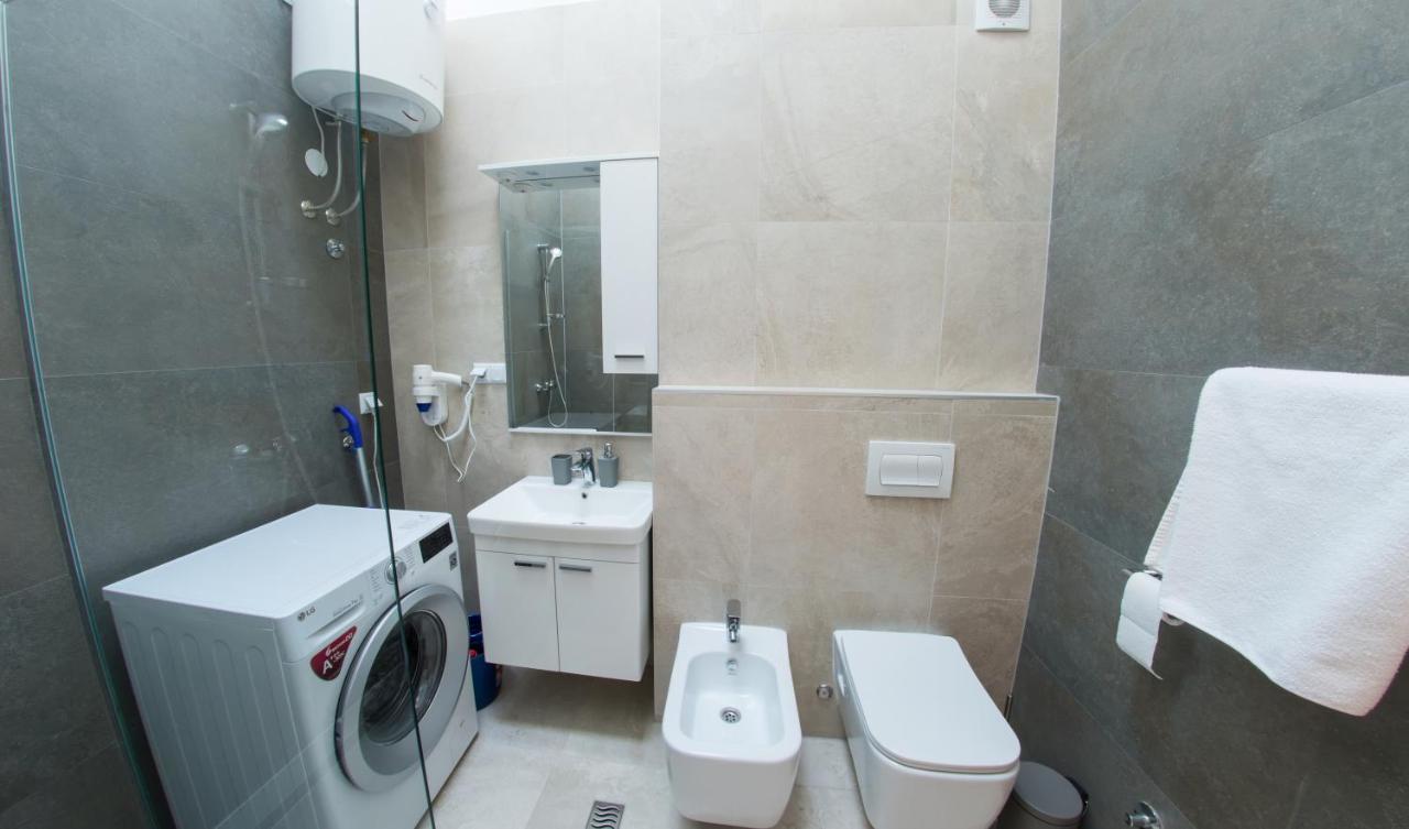 Studio Apartment Morning Star โมสตาร์ ภายนอก รูปภาพ